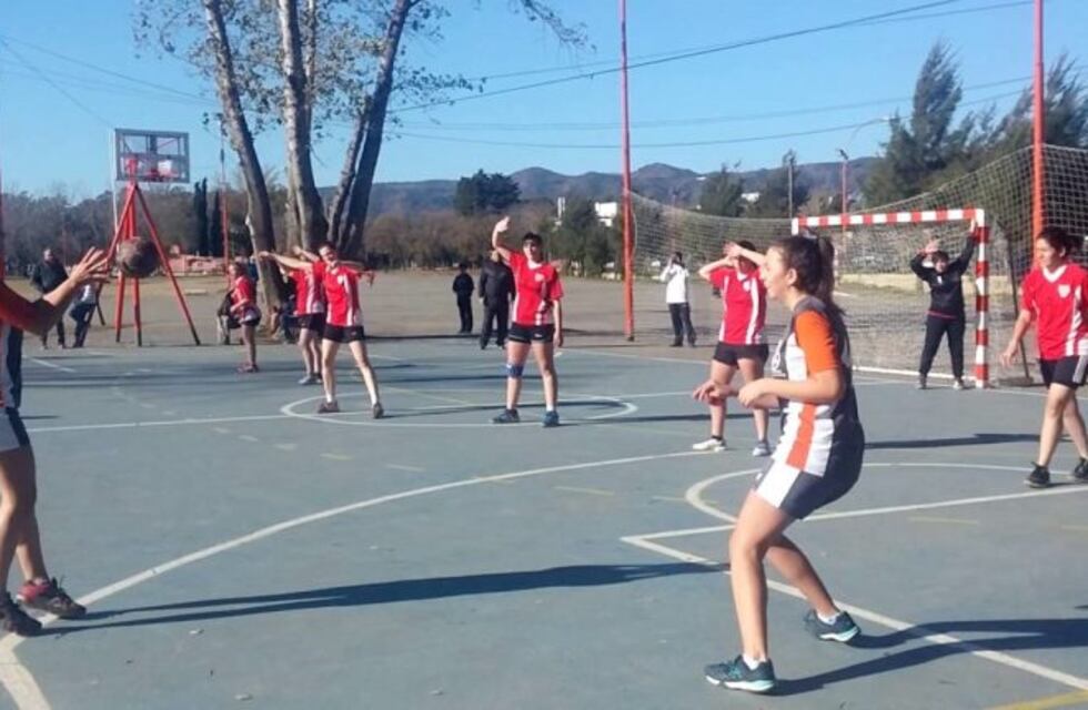 Arrancó la edición 26° del Torneo Internacional de Handball en Carlos Paz