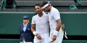 / AFP PHOTO / Glyn KIRK /