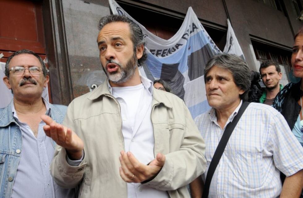 Los docentes porteños llamaron a un paro para el martes en demanda de paritarias