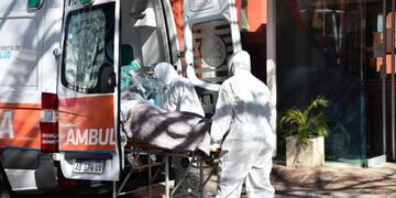 Comenzó el traslado de pacientes del Hospital Italiano\u002E