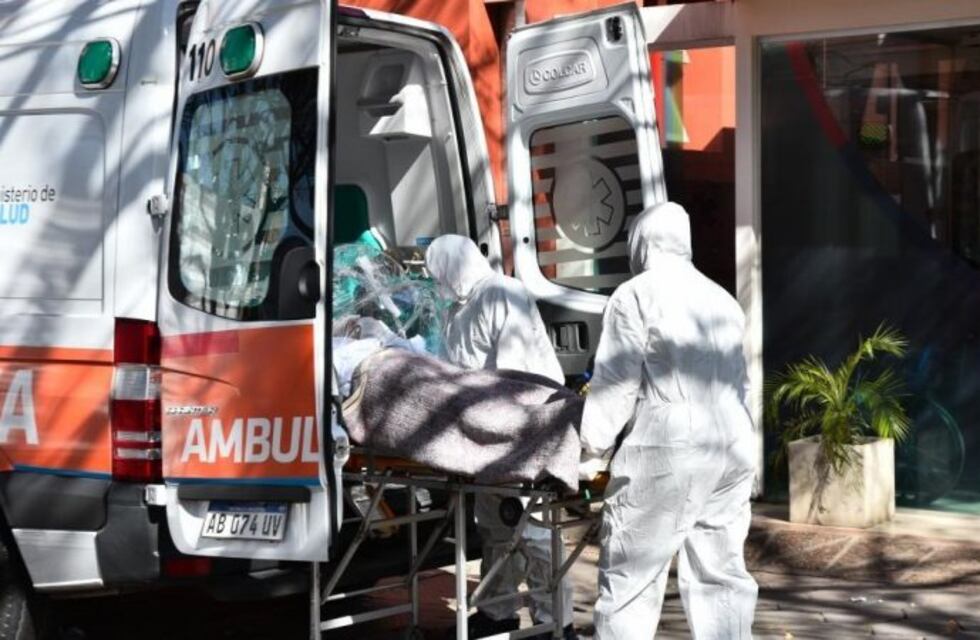 Comenzó el traslado de pacientes con coronavirus del Hospital Italiano: serán ocho por día