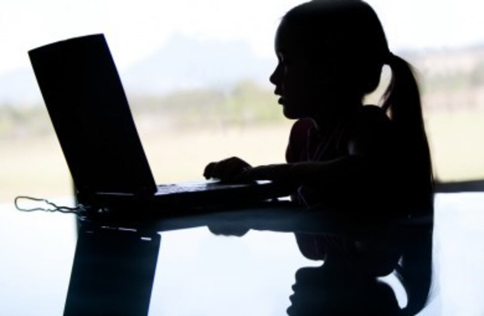 Detuvieron al hijo de un ex comisario santafesino por grooming