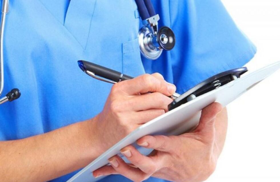 Para dar una mano, el municipio compró ambos médicos hechos por emprendedores