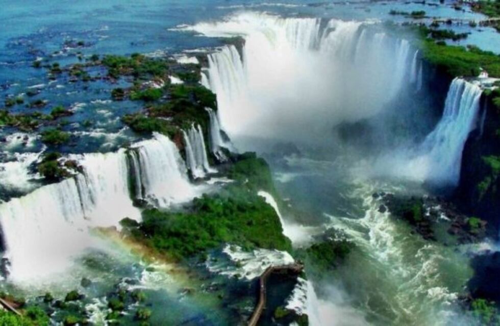 Cataratas es maravilla natural del mundo y festeja su cumple