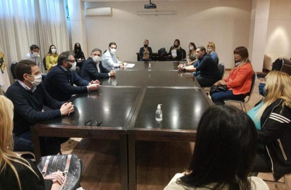 Inclusión laboral: representantes del colectivo trans se reunieron con Llaryora