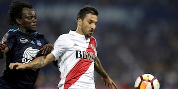 El delantero está en la carpeta de Marcelo Gallardo pero la familia no tiene interés en instalarse de nuevo en Buenos Aires\u002E (AP Photo)