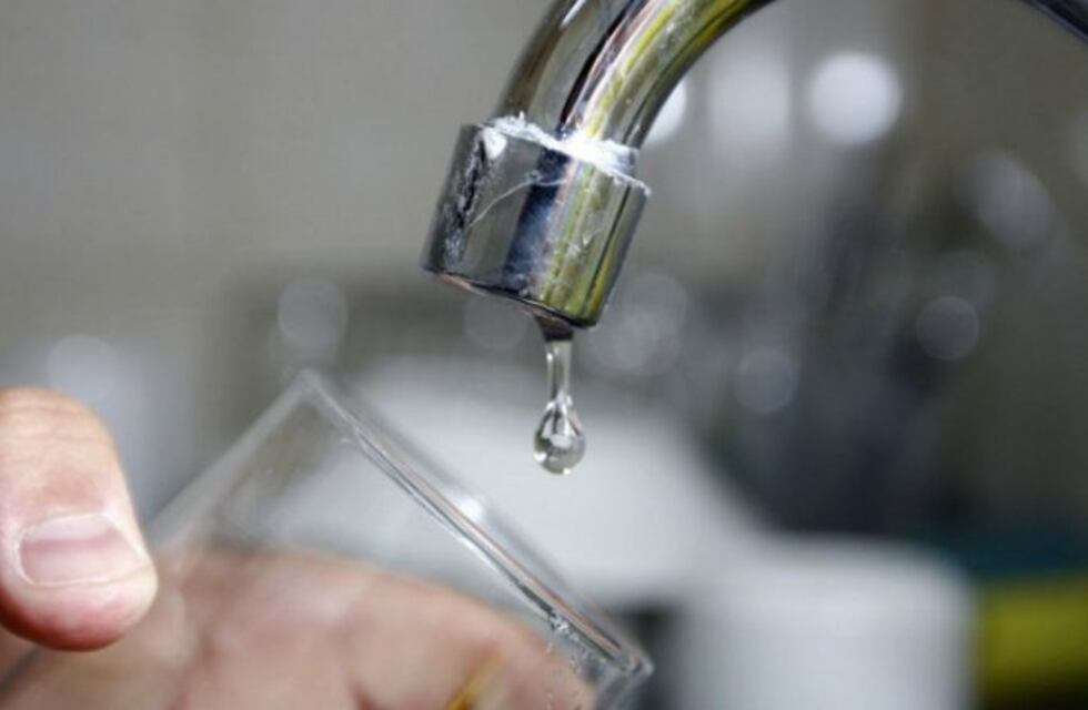 Eldorado: anunciaron falta de suministro y baja presión de agua para este domingo