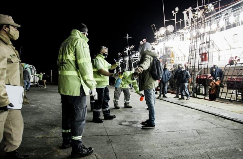 Atracó en Mar del Plata el buque "Natalia", con tripulantes con síntomas de coronavirus