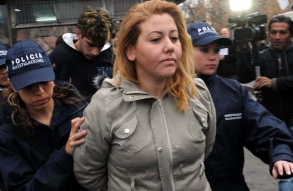 La ex policía que simuló el secuestro de su hijo seguirá en prisión domicilia