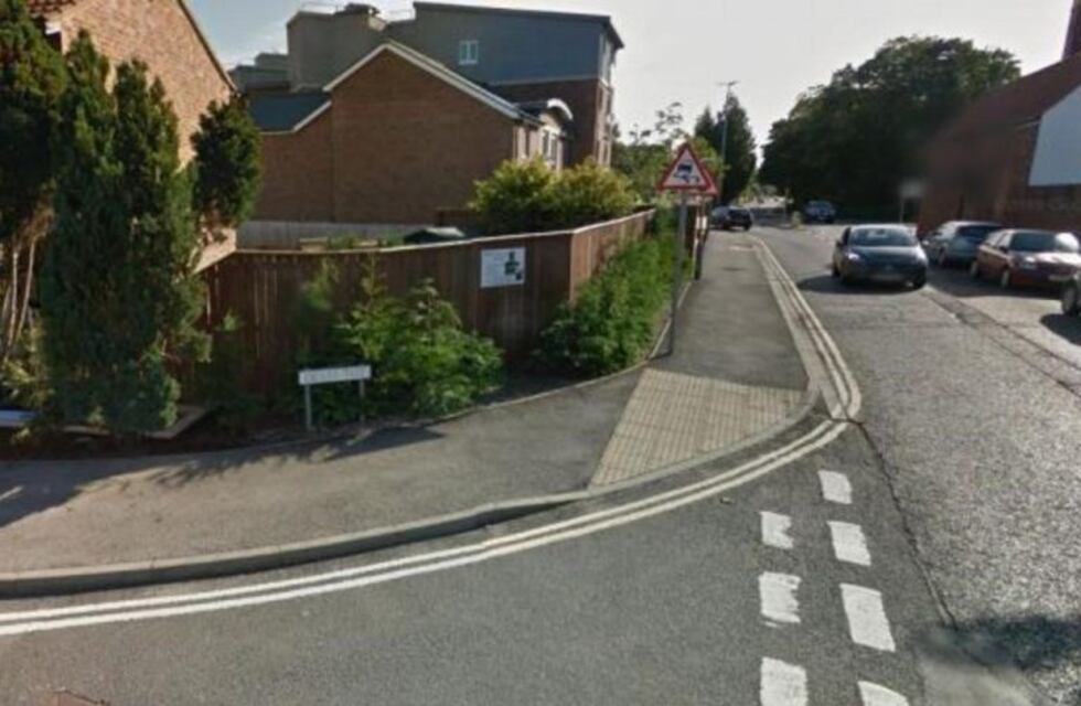 Encuentran a un bebé momificado mientras estaban limpiando su casa