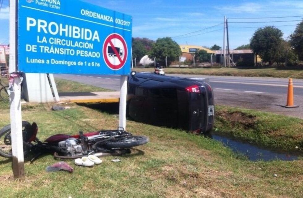 Pronóstico reservado para un motociclista que protagonizó un grave choque en Pueblo Esther