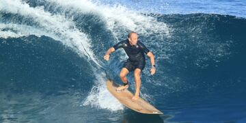 Fernando Aguerre, un soñador y hacedor: organizó el primer torneo de surf en 1978, cuando el deporte estaba prohibido\u002E