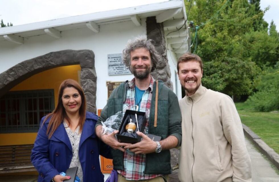El artista Roberto Ghezzi visitó El Calafate