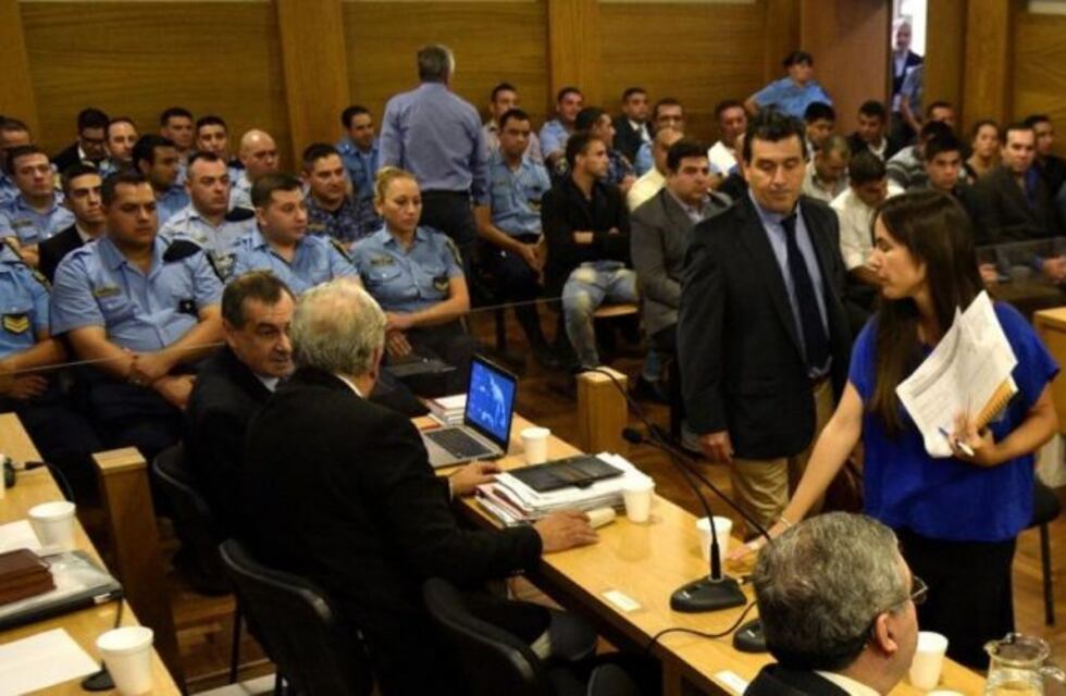 Suspenden por esta semana el juicio a los policías amotinados