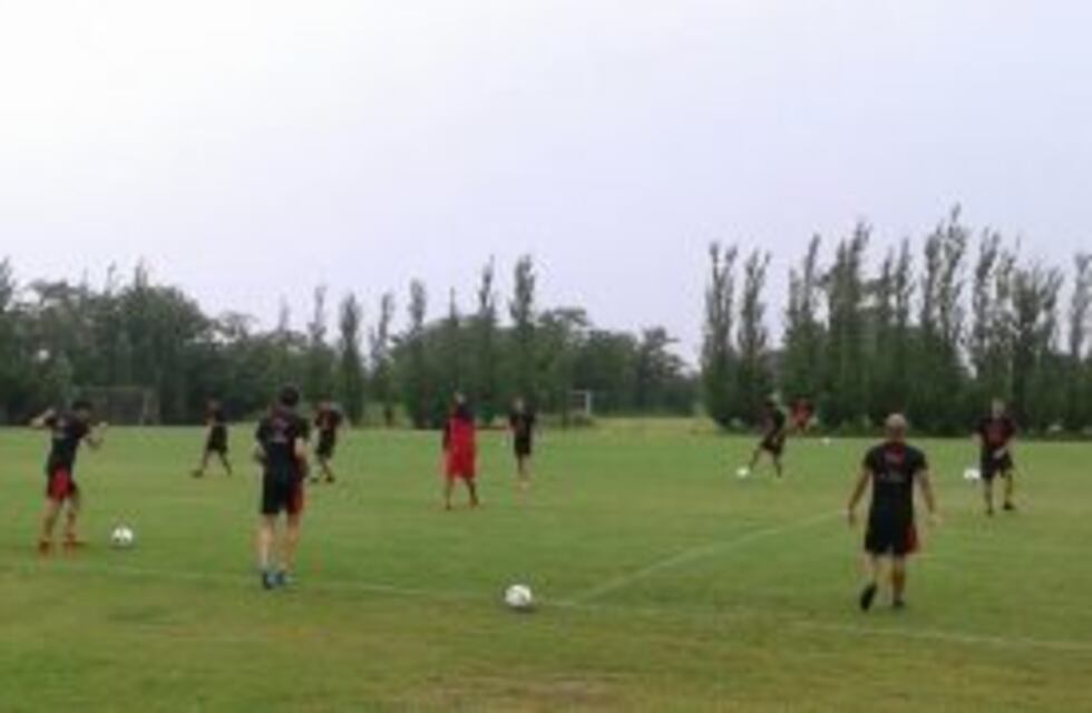 Colón goleó a Instituto en un amistoso