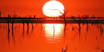 Atardecer en Miramar de Ansenuza - PH Hugo Giraudo