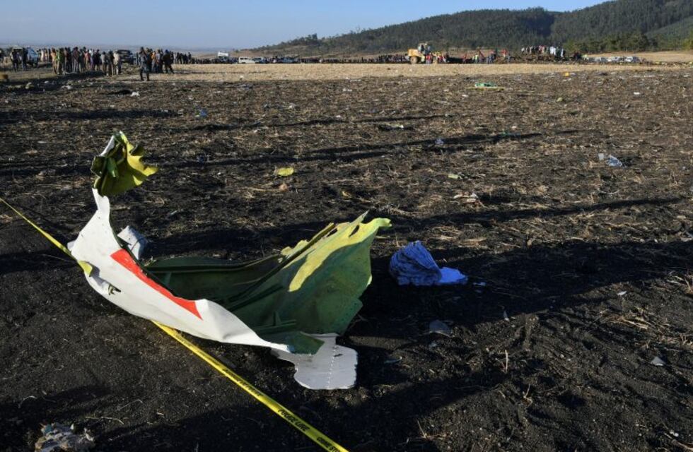 Recuperaron las dos cajas negras del avión estrellado en Etiopía