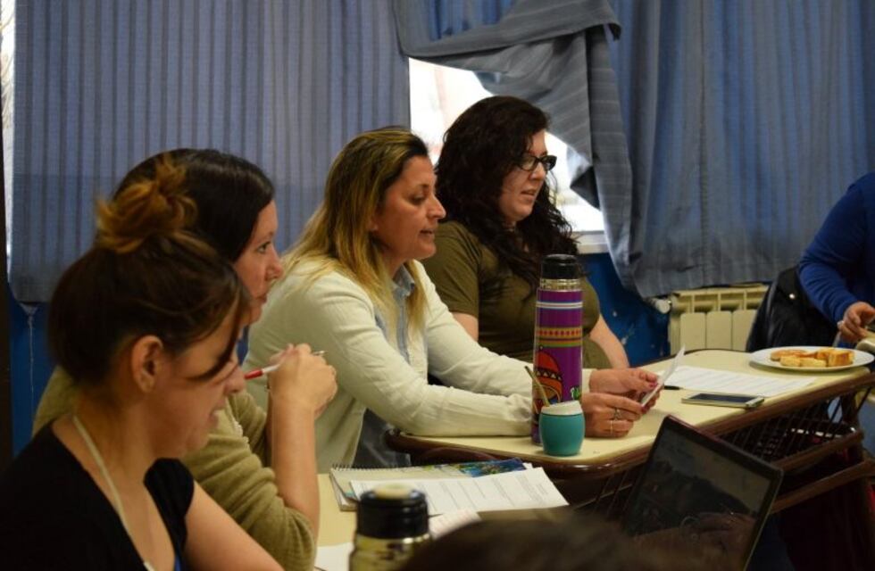 La municipalidad del Chaltén visitó su cede del INSET.