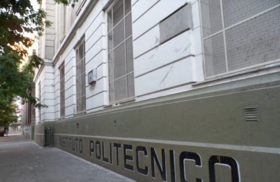 El rector de la UNR avaló el dictado de clases en el Poli tras el atentado en Nueva York