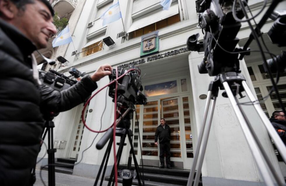 Medín aseguró que "la fecha se juega" y Marchi afirmó que "no cambió nada"