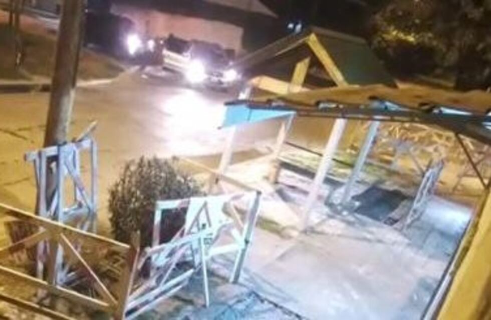 Todo en 15 segundos: lo bajaron del auto y secuestraron para llevarlo a su casa y robarle