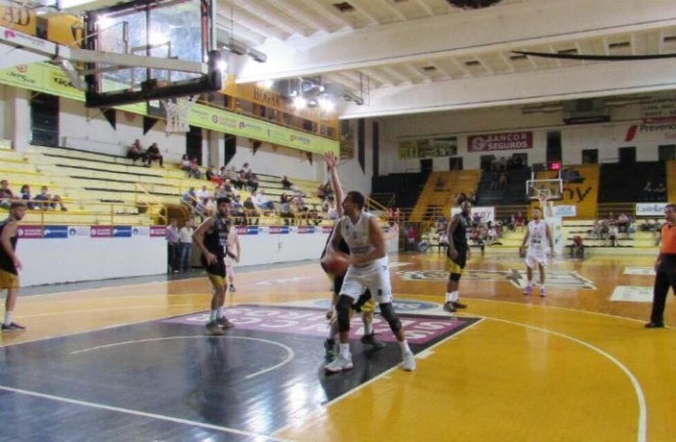 Liga Argentina: Barrio Parque debe ganar para seguir