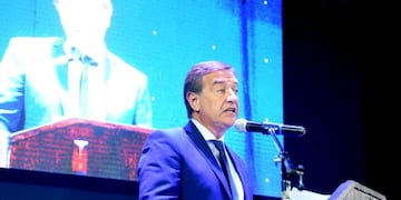 Gobernador Rodolfo Suarez sobre el inicio de clases\u002E Foto: Prensa Gobierno de Mendoza\u002E