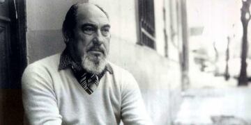 Armando Tejada Gómez nació en Guaymallén, Mendoza\u002E