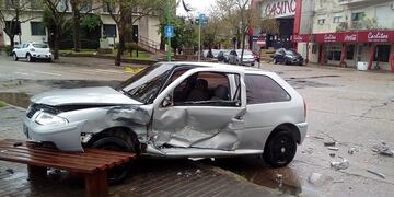 Choque en Costanera\nCrédito: eldiaonline\u002Ecom