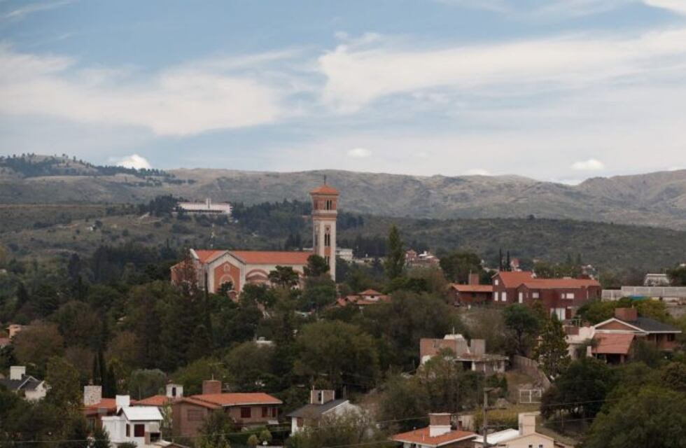 Murió una niña que fue atropellada por un utilitario