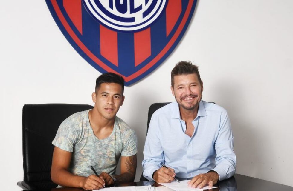Nicolás Fernández pasó la revisión médica y firmó su contrato con San Lorenzo