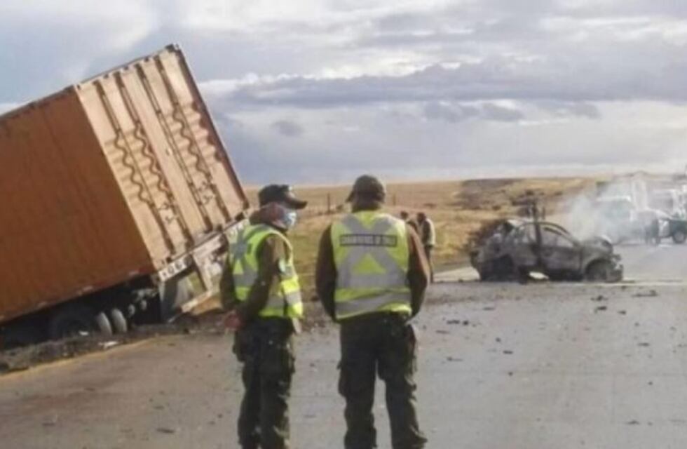 Tragedia en Chile: Cinco argentinos murieron tras chocar contra un camión