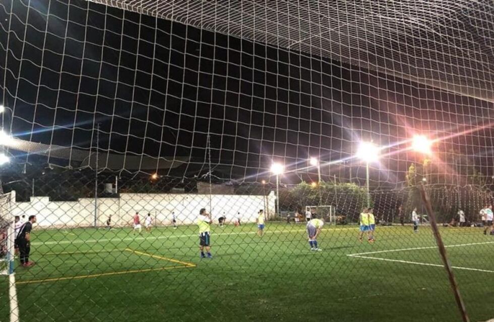 Canchas de Fútbol 5 de Córdoba elevaron un pedido al COE para poder abrir