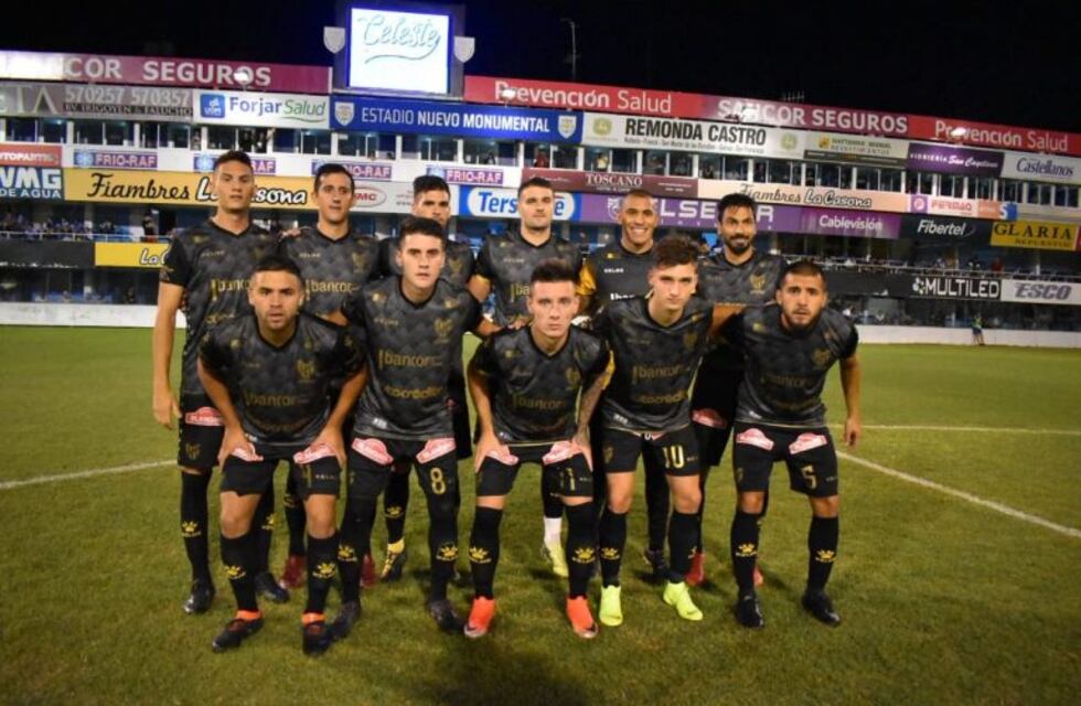 Instituto perdió en Rafaela, terminó con ocho y se despide del torneo