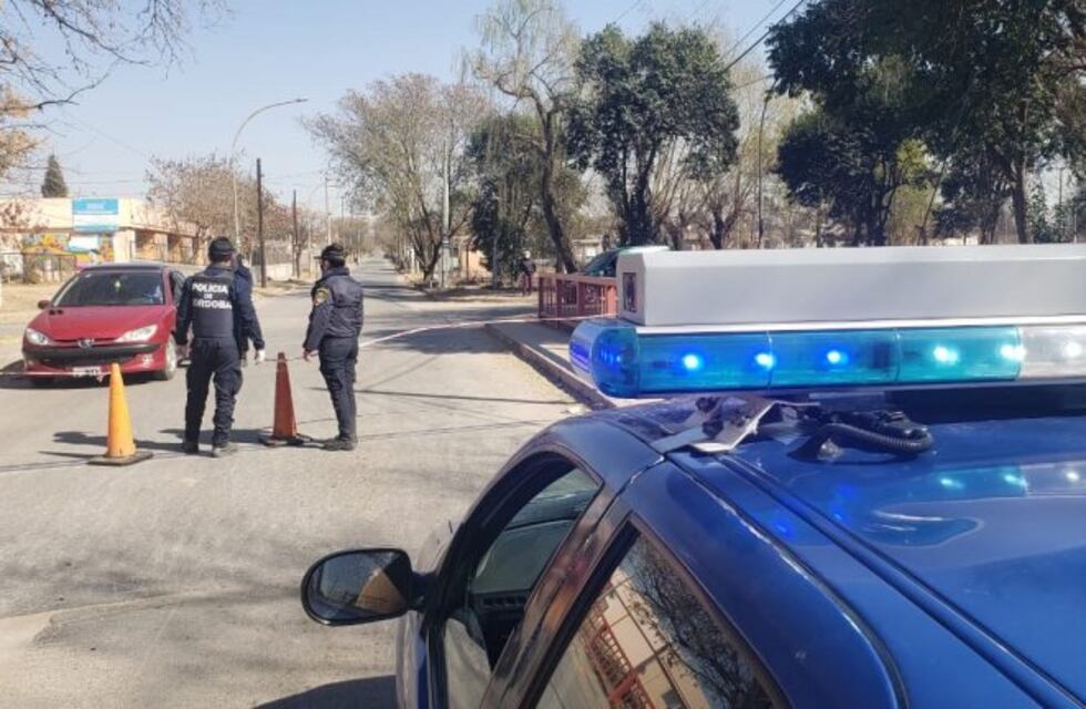 El COE dispuso la restricción de actividades en dos barrios de Córdoba capital