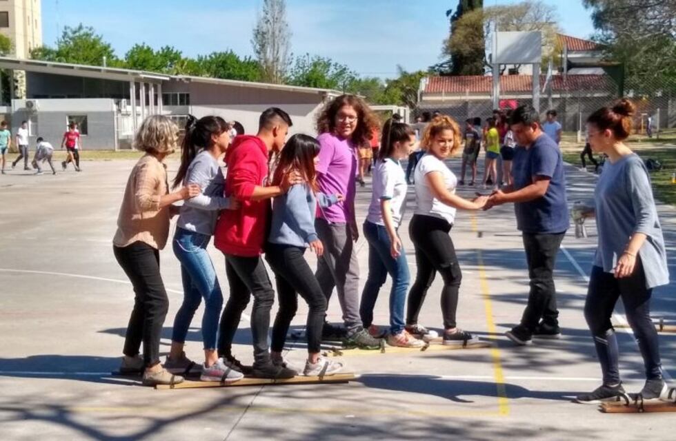Alumnos del ENSAG participaron de la "Kermesse de la Prevención"
