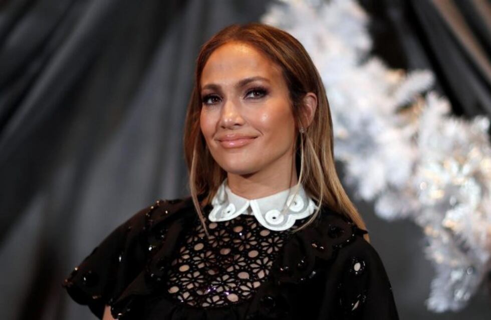 Jennifer López reveló sus tips de belleza para estar radiante a los 50 años