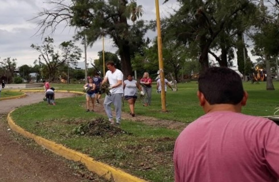 Todos con la escoba para recuperar la ciudad