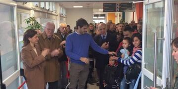 Passaglia y Botazzi cortaron cintas en el nuevo hospital\u002E (SN 24)