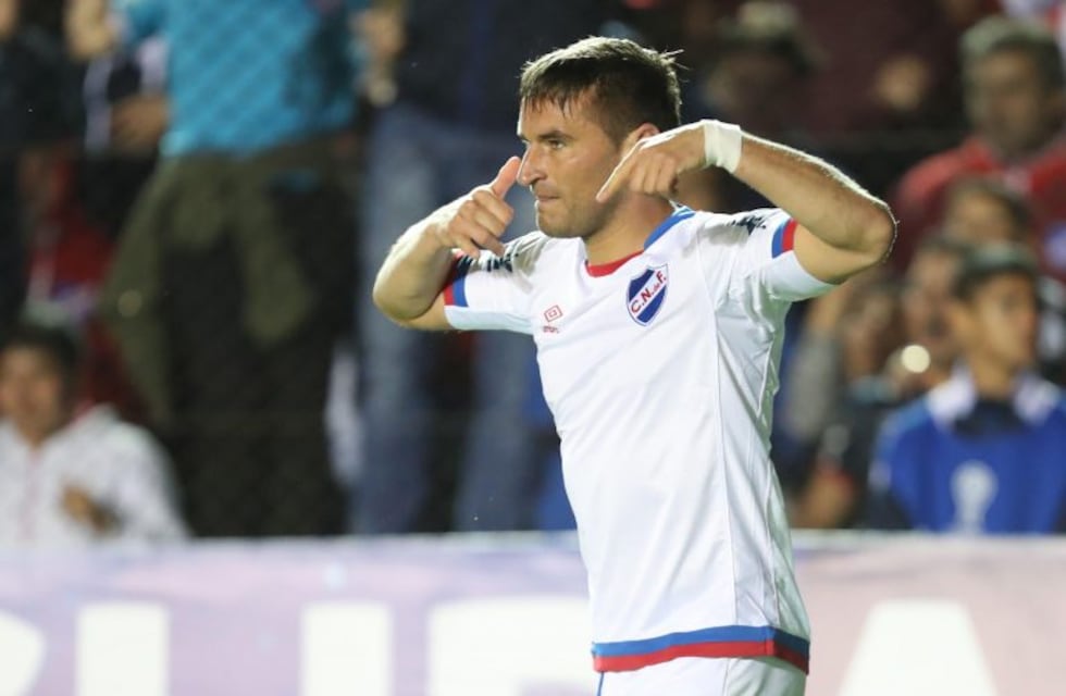 Gonzalo Bergessio, el 9 por el que va Belgrano como refuerzo prioritario