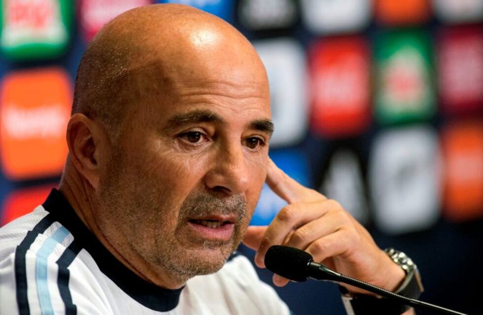 Sampaoli estrenó su cuenta de Twitter con una frase del Indio Solari