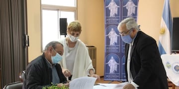 Se firmó un convenio entre la municipalidad y la iglesia mormona para utilizar las instalaciones como hospital de campaña