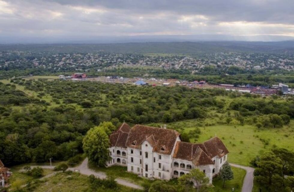 Santa María cumple 434 años y lo celebra con un gran desfile