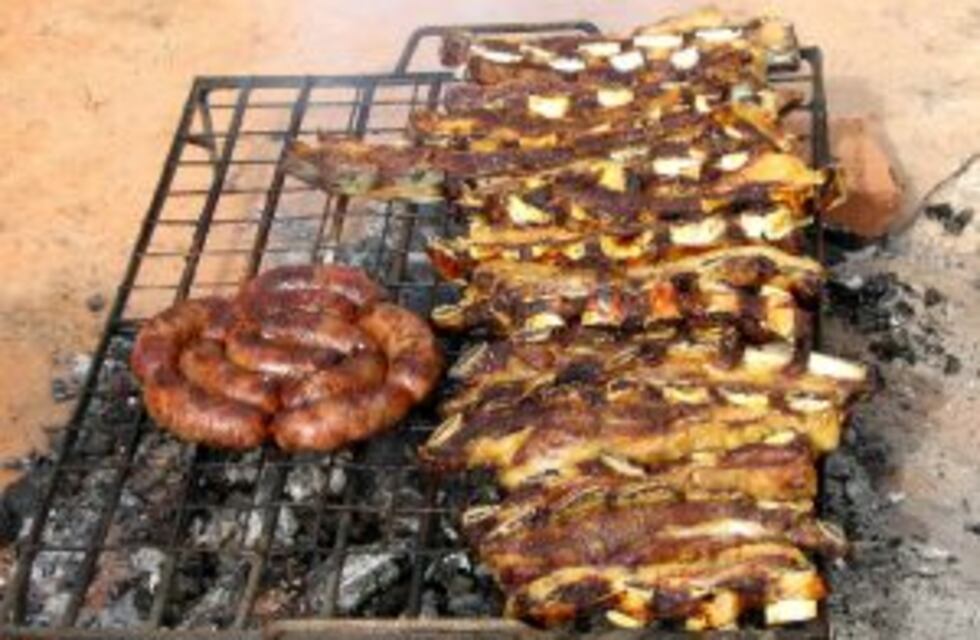 Preparar un asado para 10 se encareció 23% en un año