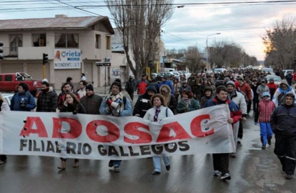 ADOSAC manifestó su descontento en la vía pública