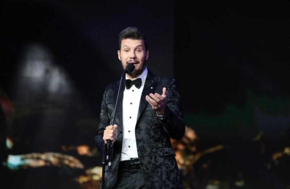 Hasta las lágrimas: Marcelo Tinelli fue homenajeado por sus 30 años en la TV