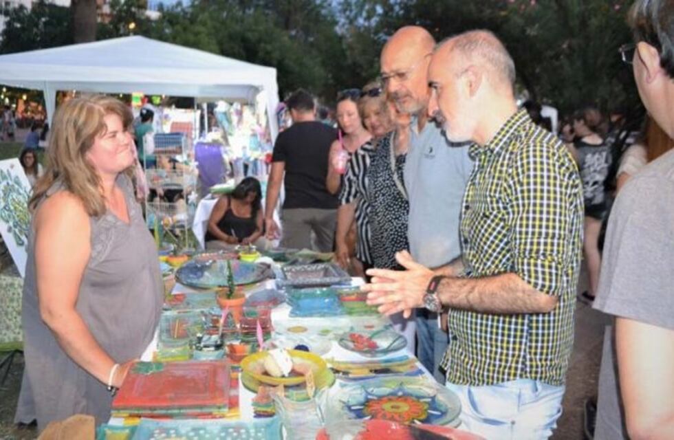 Se realizó en General Pico la Feria de Emprendedores por el Día de la Madre