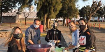 Palo y a la bolsa\u002E Las chicas del hockey \