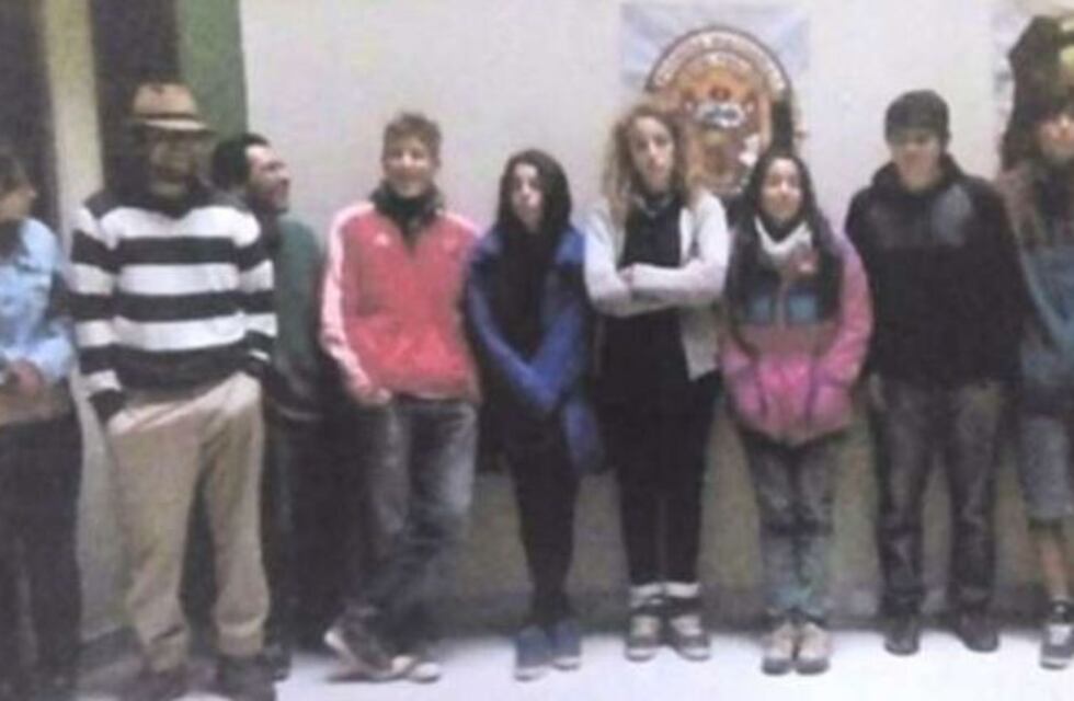 Detuvieron a once argentinos por pintar un muro inca en Perú