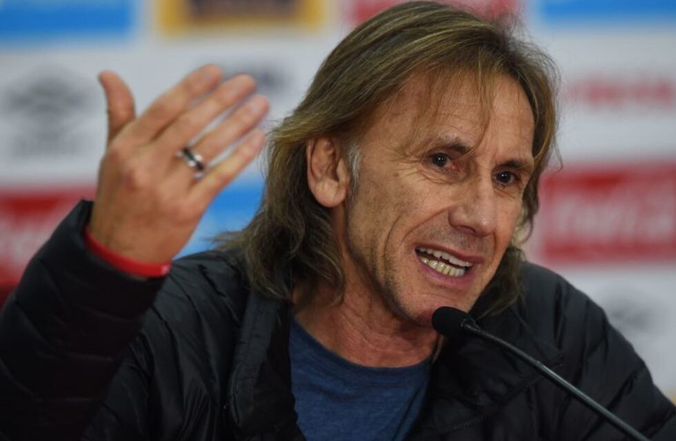 Ricardo Gareca renovó con Perú pero puso una exigencia para el anuncio formal